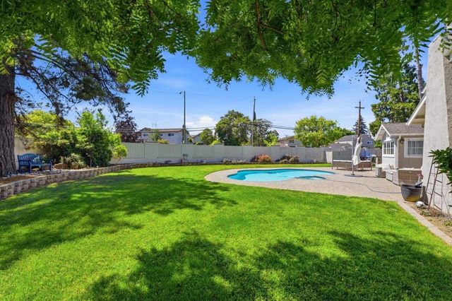2465 Fenian Drive, Campbell, CA 95008