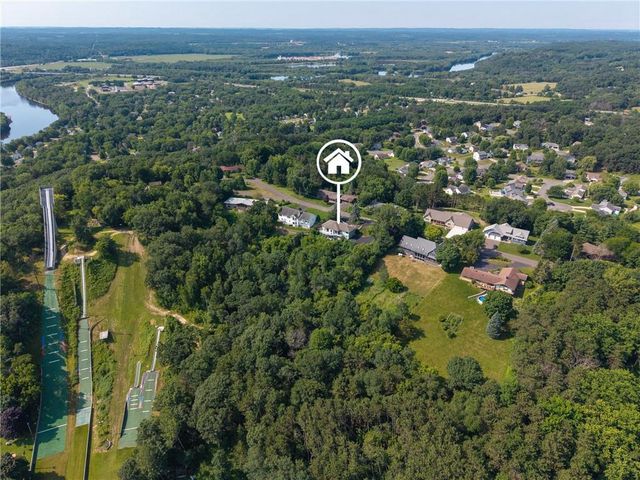 205 Skyline Drive, Eau Claire, WI 54703