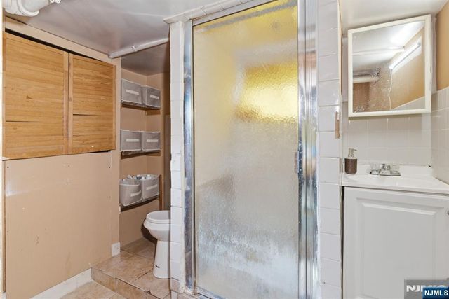 788 Lyons Avenue, Irvington, NJ 07111
