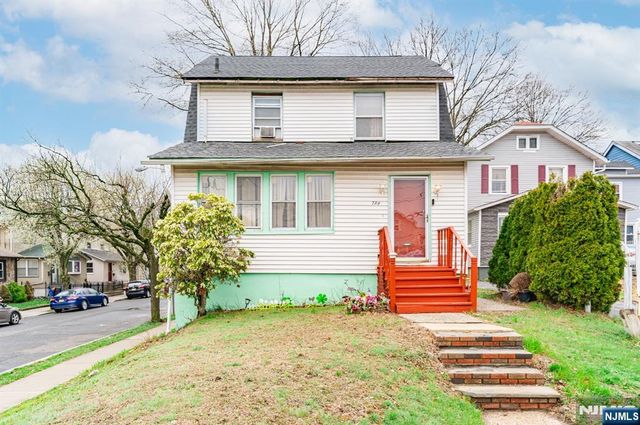 788 Lyons Avenue, Irvington, NJ 07111