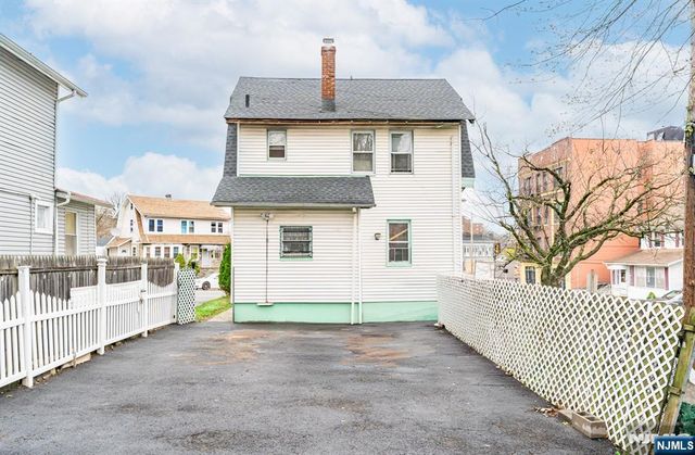 788 Lyons Avenue, Irvington, NJ 07111