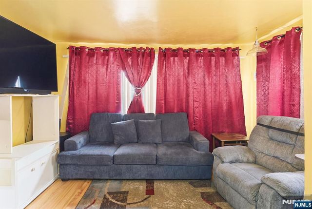 788 Lyons Avenue, Irvington, NJ 07111