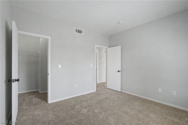 2101 Hussium Hills Street 207, Las Vegas, NV 89108