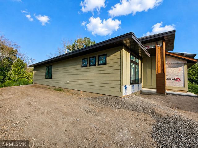 14633 Virginia Avenue S, Savage, MN 55378