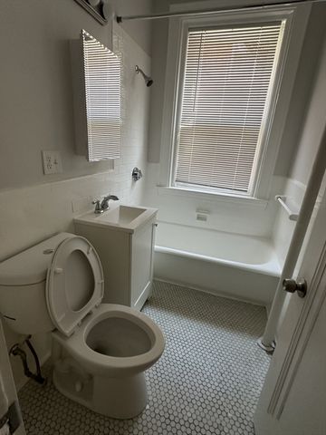 38 Main 14, Malden, MA 02148