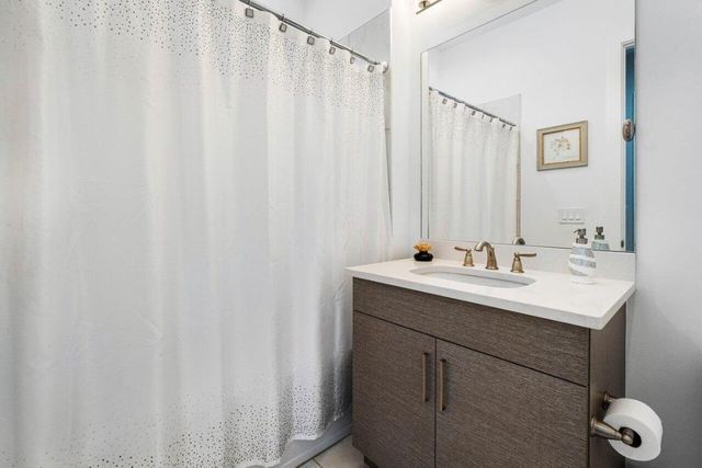 2928 Gin Berry Way, West Palm Beach, FL 33401