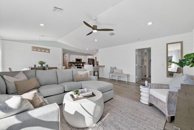 53 El Camino Real, Port St. Lucie, Port St Lucie, FL 34952