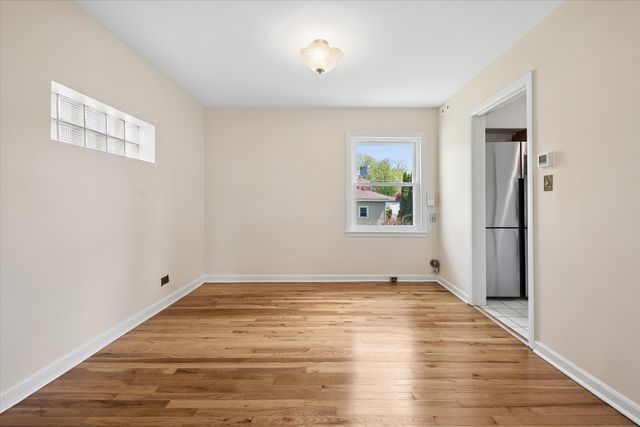 4135 N Pontiac Avenue, Chicago, IL 60634