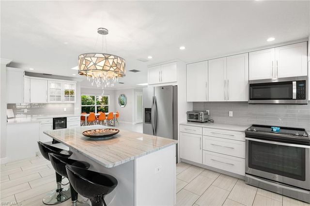 206 Dan River CT, Marco Island, FL 34145