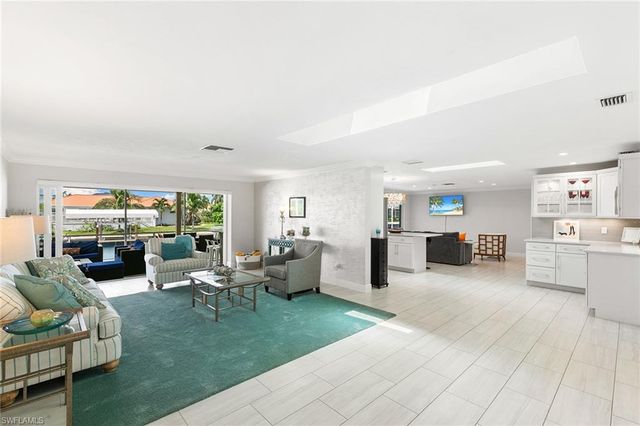 206 Dan River CT, Marco Island, FL 34145