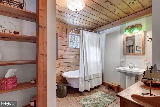 385 SILVER RUN VALLEY RD, Westminster, MD 21158