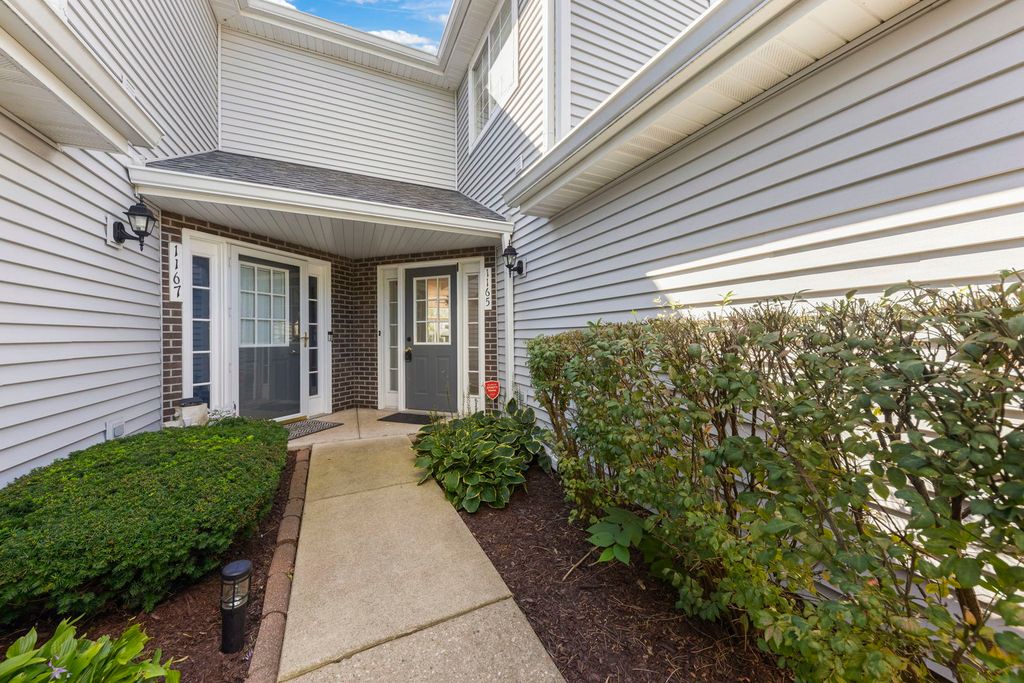 1165 E Cambria Lane S, Lombard, IL 60148 — photo 2