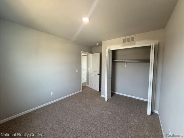 15185 Hanover Avenue, Allen Park, MI 48101