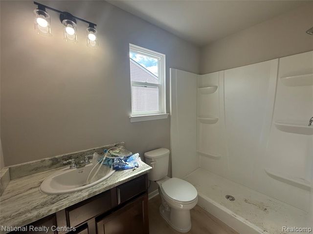 15185 Hanover Avenue, Allen Park, MI 48101