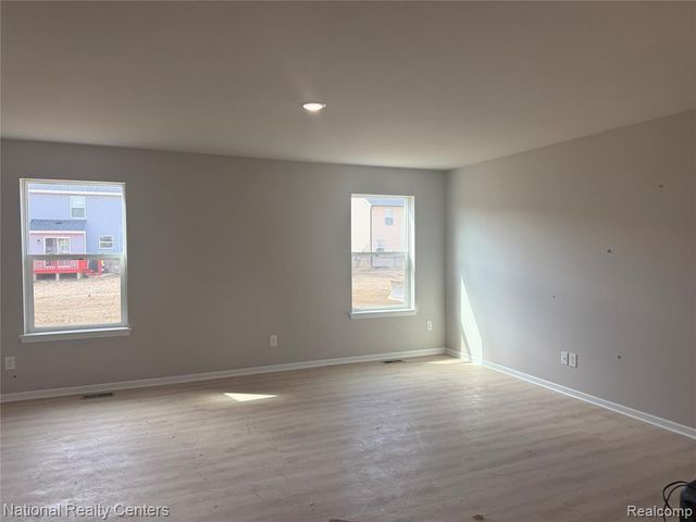 15185 Hanover Avenue, Allen Park, MI 48101