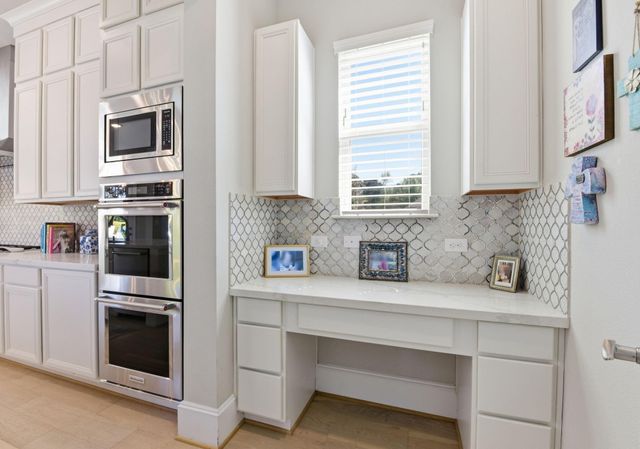 206 Bronze View Drive, Montgomery, TX 77316