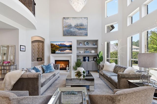 206 Bronze View Drive, Montgomery, TX 77316