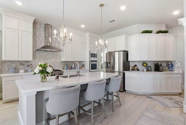 206 Bronze View Drive, Montgomery, TX 77316