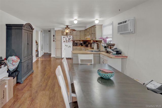 199 August Road, North Babylon, NY 11703