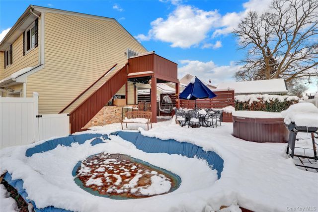 199 August Road, North Babylon, NY 11703