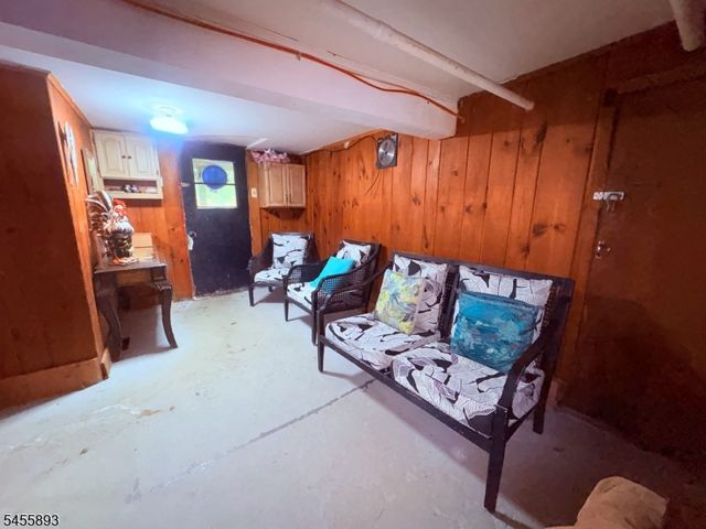 39 Elizabeth Ave, Warren Twp., NJ 07059