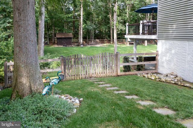 9930 S PARK CIR, Fairfax Station, VA 22039