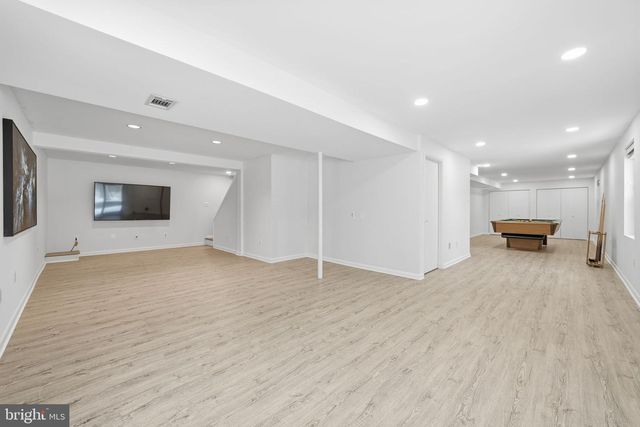 9930 S PARK CIR, Fairfax Station, VA 22039