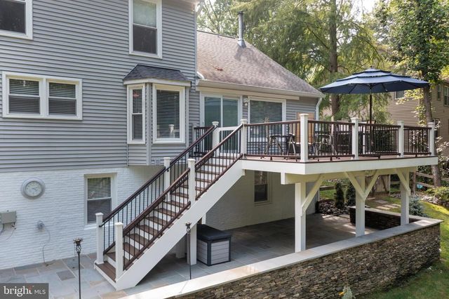 9930 S PARK CIR, Fairfax Station, VA 22039