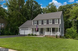 9930 S PARK CIR, Fairfax Station, VA 22039