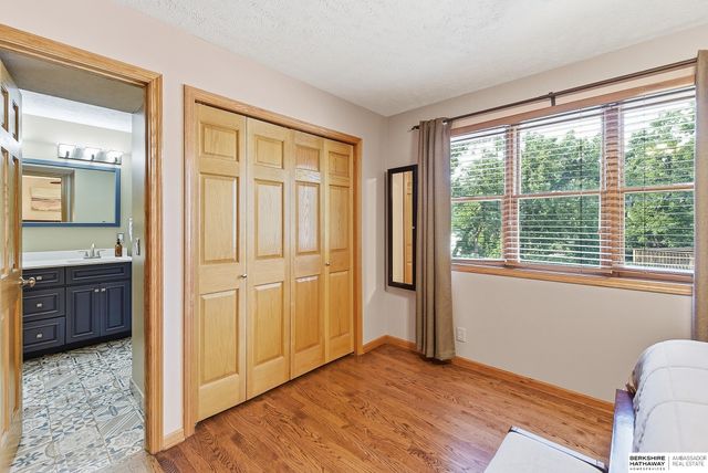 10045 Ohio Street, Omaha, NE 68134