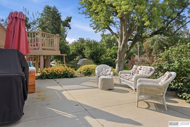 10045 Ohio Street, Omaha, NE 68134