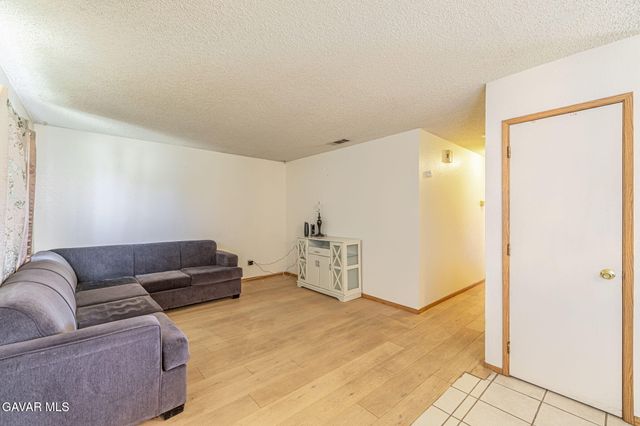 8119 Walpole Avenue, California City, CA 93505