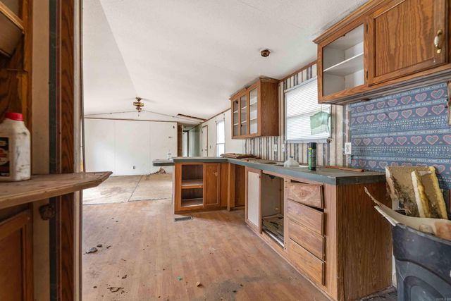 28 Baker West, Perryville, AR 72126