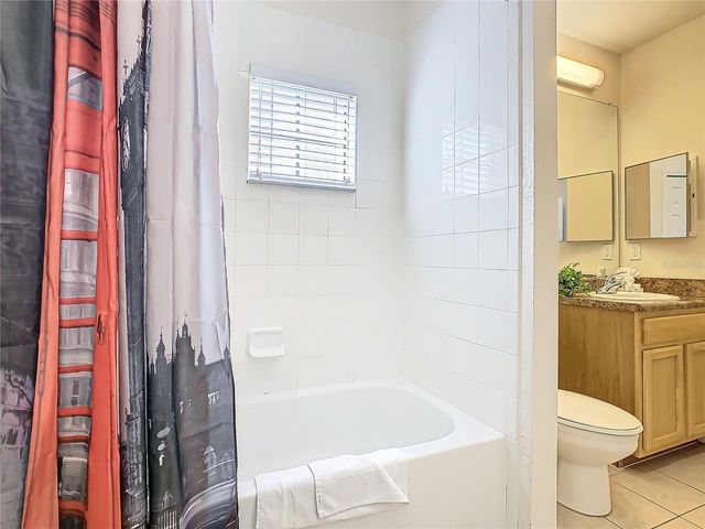 3050 PIRATES RETREAT COURT 108, Kissimmee, FL 34747