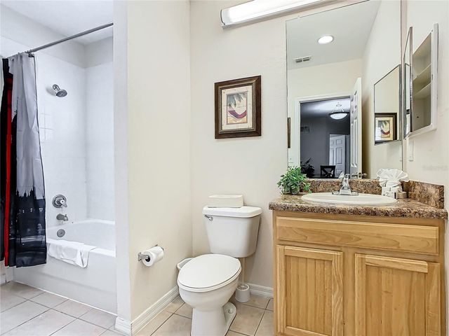 3050 PIRATES RETREAT COURT 108, Kissimmee, FL 34747