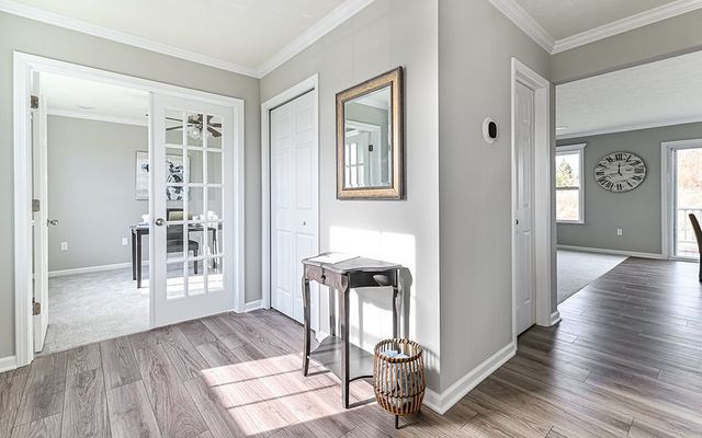 103 Hidden Acres Dr, Forward Twp, PA 16033