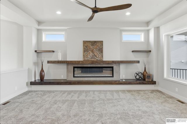 10219 S 191st Street, Omaha, NE 68135