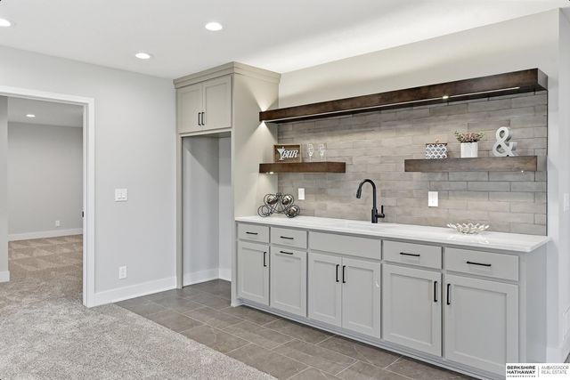 10219 S 191st Street, Omaha, NE 68135