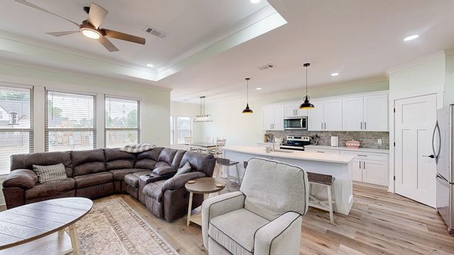 619 Littlefield Road, Taylor, AL 36301