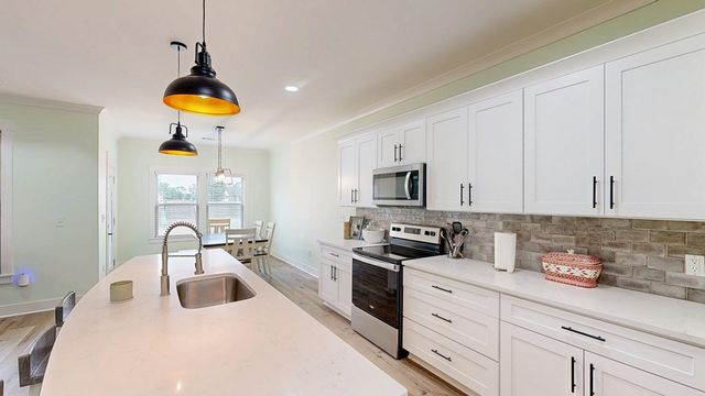 619 Littlefield Road, Taylor, AL 36301