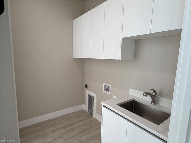 2654 24th AVE SE, Naples, FL 34117