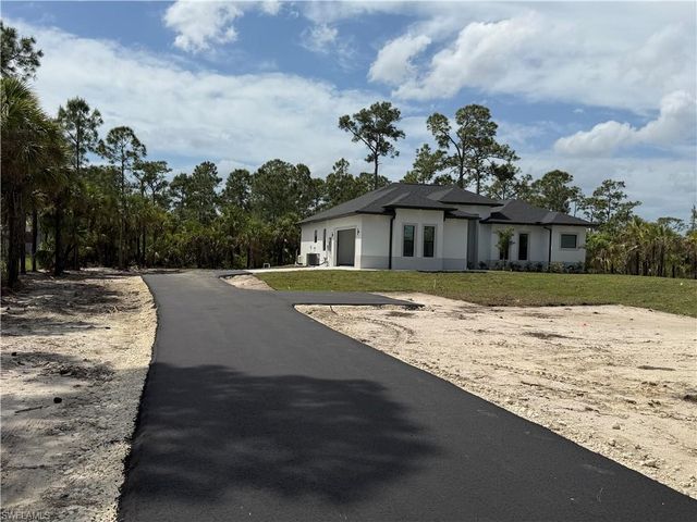 2654 24th AVE SE, Naples, FL 34117