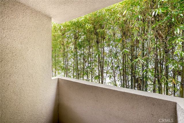4501 Cedros 220, Sherman Oaks, CA 91403