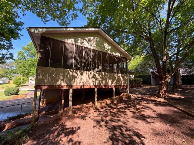 76 Lost Meadows Drive, Dallas, GA 30157