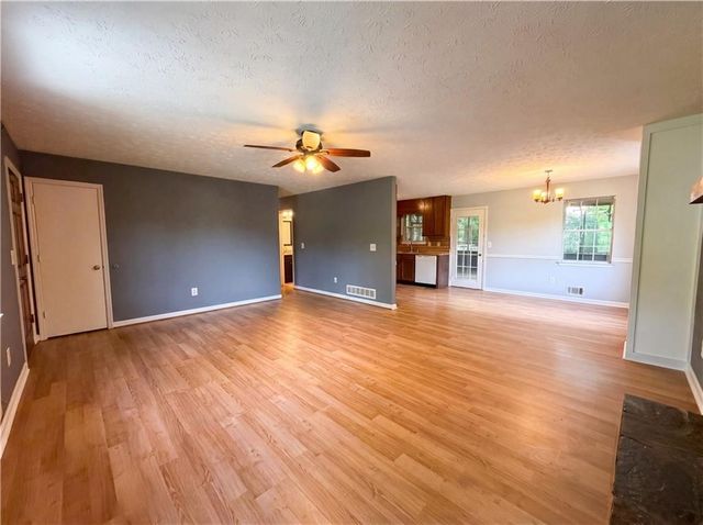 76 Lost Meadows Drive, Dallas, GA 30157