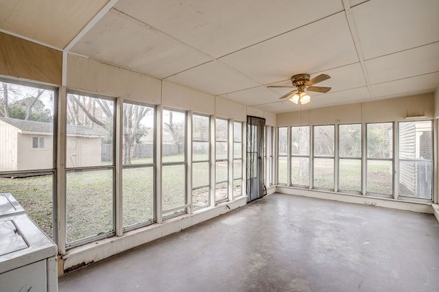 47 Donald Court, Hurst, TX 76053