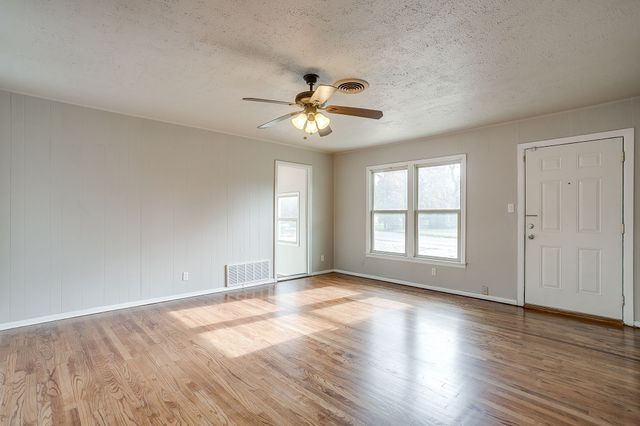 47 Donald Court, Hurst, TX 76053