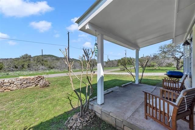 511 Lakeway, Burnet, TX 78611