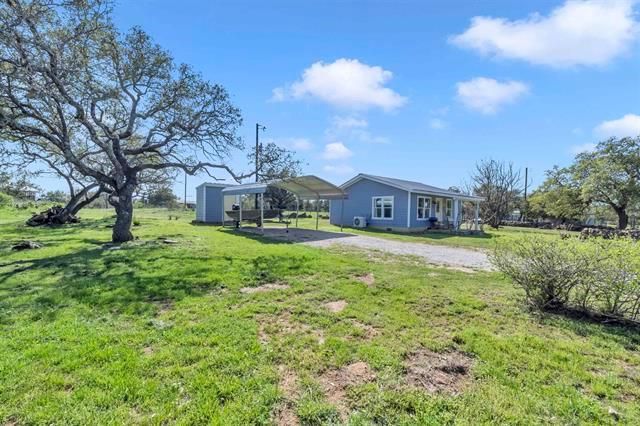 511 Lakeway, Burnet, TX 78611