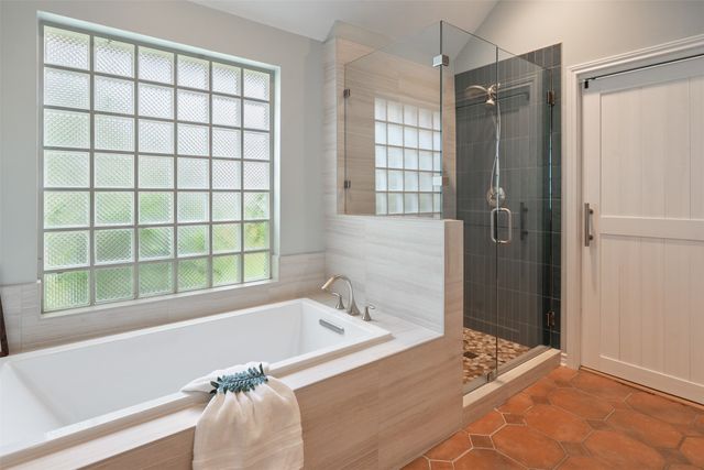 8620 Forest Glen Drive, Irving, TX 75063